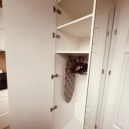 Przy Rownicy 2-pokojowy アパート